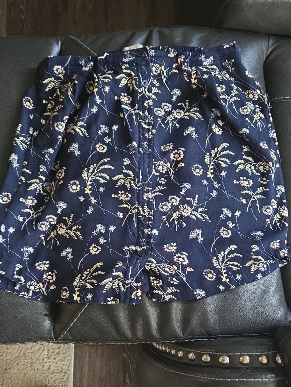 LOFT Navy Floral Button-Front High Waist Shorts- Medium